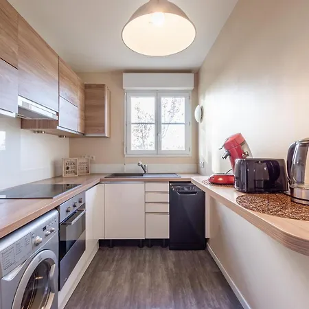 Luxe Flat For 7 - Fairytale Factory Apartment