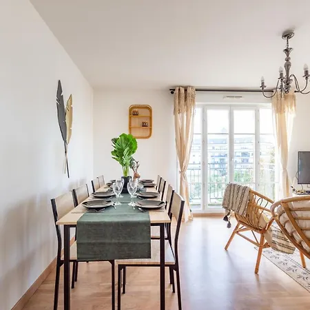 Luxe Flat For 7 - Fairytale Factory * Bussy-Saint-Georges