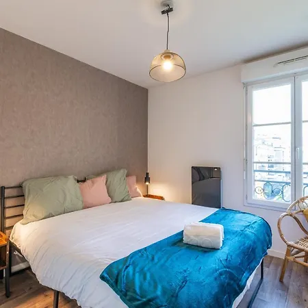 Luxe Flat For 7 - Fairytale Factory Apartment Bussy-Saint-Georges