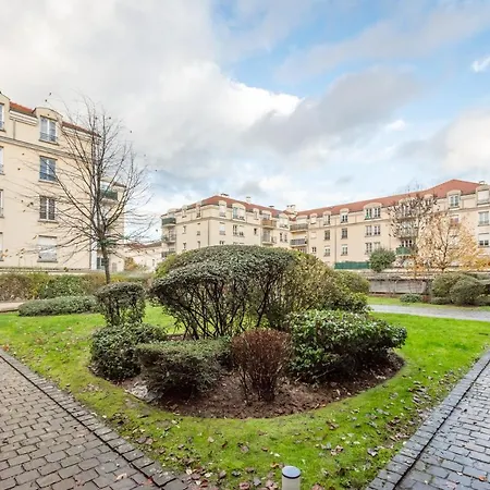 Luxe Flat For 7 - Fairytale Factory Apartment *